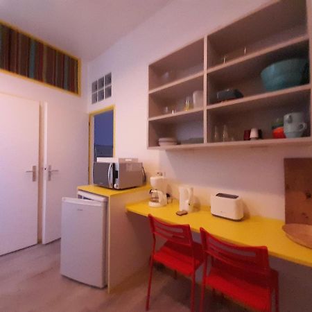 Residence Les Volets Bleus: Studio De 30 M² Classe 2 * Rochefort  Exteriér fotografie